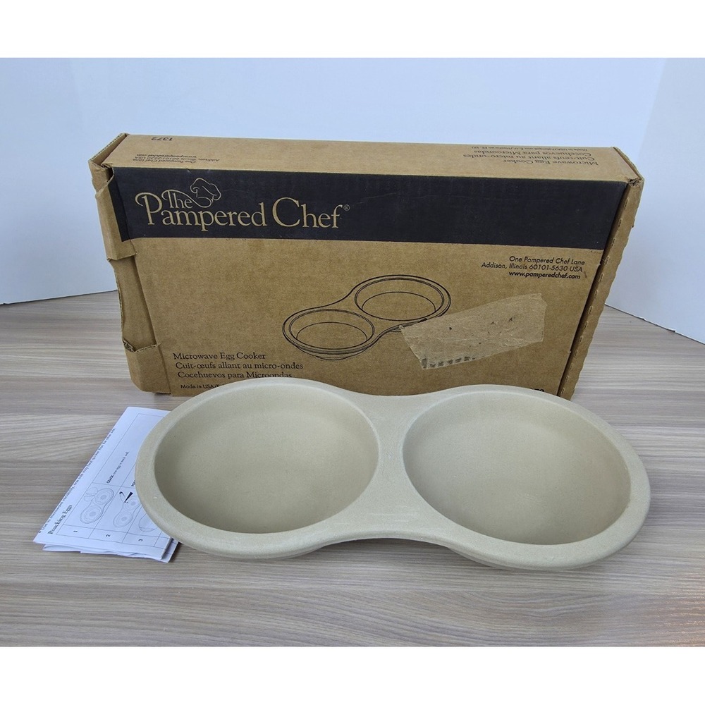 The Pampered Chef Stoneware Microwave Egg Cooker 1372